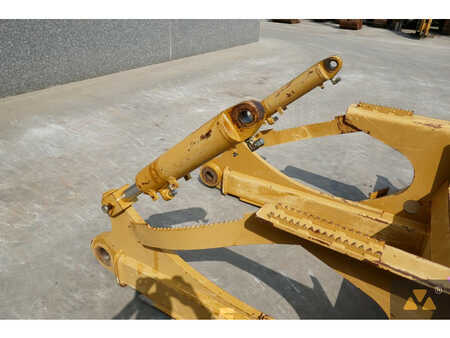 *** Egyéb *** 2015  Caterpillar Skidder blade (10)