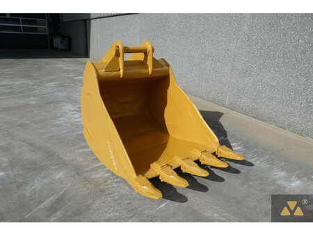 Caterpillar 330 Bucket