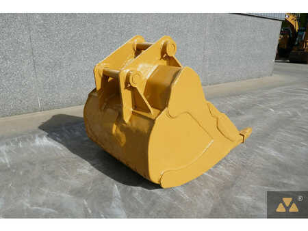 Caterpillar 330 Bucket