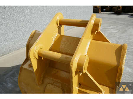 Caterpillar 330 Bucket