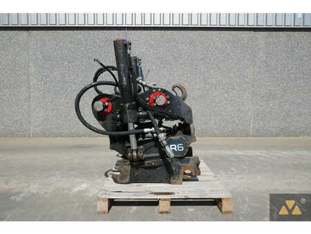 *** Otros *** 2020  ROTOTILT R6 Tiltrotator (3)