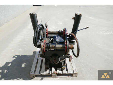 *** Otros *** 2020  ROTOTILT R6 Tiltrotator (8)
