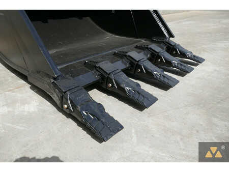 *** other devices *** 2025  GEITH Bucket Cat 352 (7)