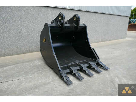 *** other devices *** 2025  GEITH Bucket Cat 352 (1)