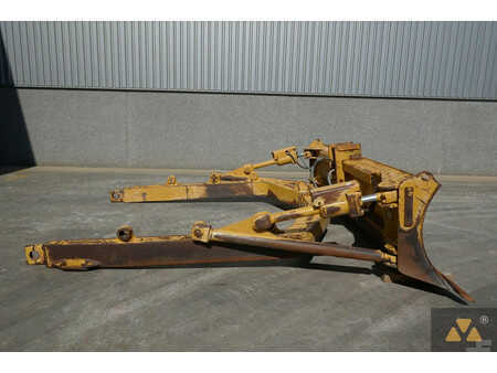 *** Overige *** - Caterpillar D8T Blade (2)