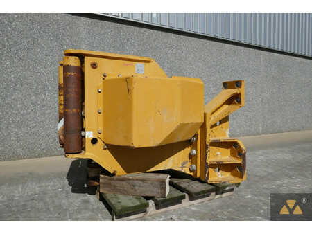 *** Ostatní *** - PACCAR PA140-316V (5)