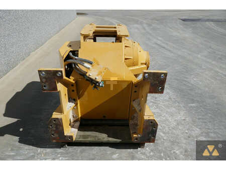 *** Ostatní *** - PACCAR PA140-316V (8)