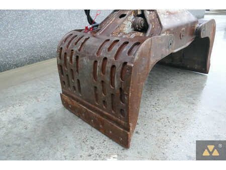 *** Egyéb *** 2011  Demarec DRG-22-DN (8)