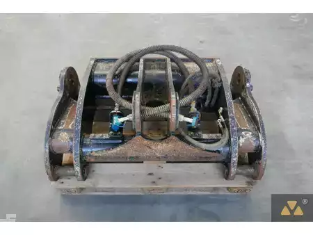 *** Egyéb *** 2021  Caterpillar 950M Quick coupler (1)