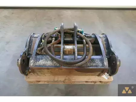 *** Egyéb *** 2021  Caterpillar 950M Quick coupler (3)