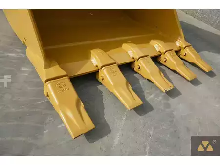 *** Ellers *** - GEITH Bucket Cat 352 (7)