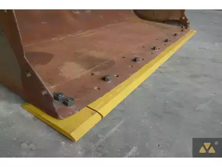 *** ulteriore *** - Caterpillar 938 Bucket (7)