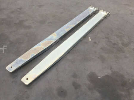 Haarukat 2020  [div] Orangeparts 2000 mm (1)