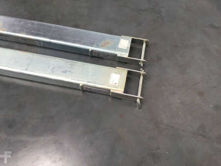 Haarukat 2020  [div] Orangeparts 2000 mm (2)