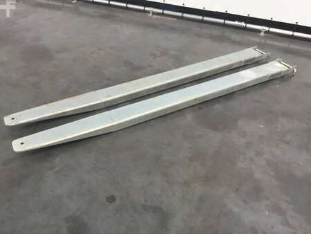 Haarukat 2020  [div] Orangeparts 2200 mm (1)