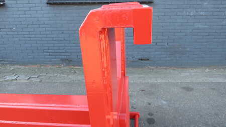 Accessories 2025  Kalmar 	 CD1660 Hijsboom (5)