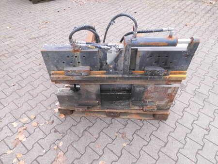 Bale tongs with side shift  Stabau 040065 (3)