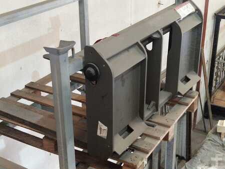 Vorschubgabelträger - [div] AUSA - tablero portahorquillas enganche universal (3)