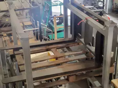 Lavakurottaja - [div] AUSA - tablero portahorquillas enganche universal (2)