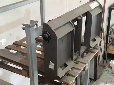 Lavakurottaja - [div] AUSA - tablero portahorquillas enganche universal (3)