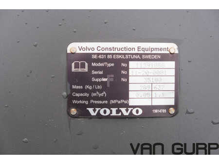 *** muut välineet *** - Volvo L20 / L25 bucket bak schaufel NEW 180cm (5)