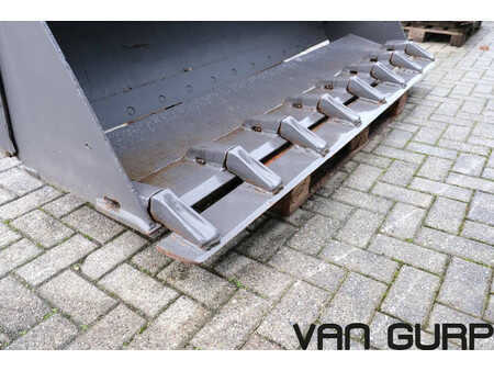*** muut välineet *** - Volvo L40 / Zettelmeyer 3-1 bucket schaufel bak (9)