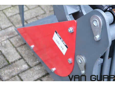 ***outros ***  - Weidemann 150cm Puinbak + inlegvel + hydraulische bovenklem (12)