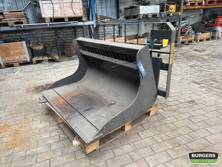 *** Andre enheter *** 2011  Whites Puinriek Nieuwe puinriek met Schaffer aansluiting. (1)