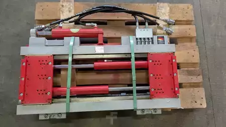 Haarukoiden asetinlaite 2025  Durwen SZV 25-S (1)