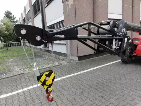 Hydraulický naviják  Manitou Winch 2T PT2000 (1)