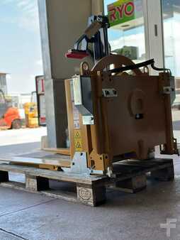 Tartályürítő szerkezet 2026  [div] CM 165 FLAP (2)