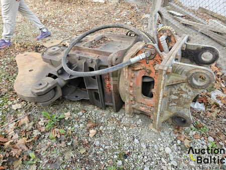 *** Ostatní *** 2005  NPK S-22XAR (7)