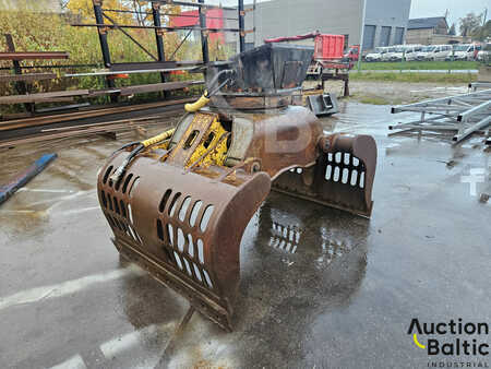 Puutavarapihti 2005  Rotar RG 48 (2)