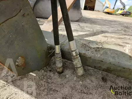 Vidlice - Manitou pallet forks (5)