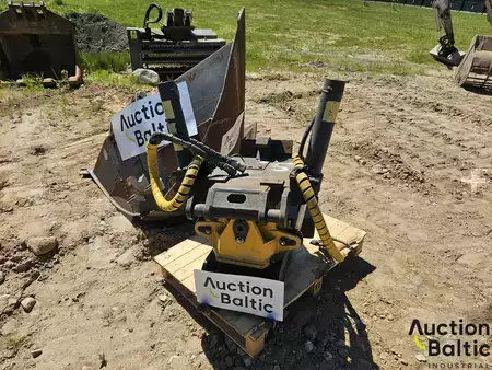 *** other devices *** 2004  Engcon 10LE9 (1)