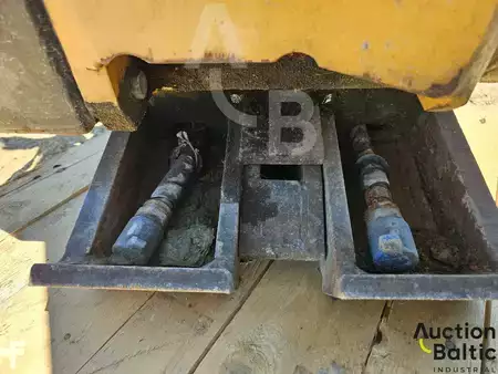 *** other devices *** 2004  Engcon 10LE9 (7)