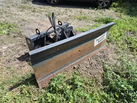 Sněhová radlice 2019  Kovaco 88N181 (2)