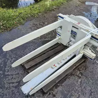 Pinze volta pallet 2019  Cascade 44G-TAL-148 (1)