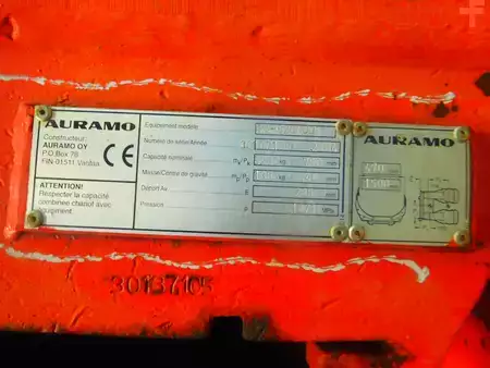 Paper roll clamps, 360° rotating 2004  Auramo RA520NJ (1)