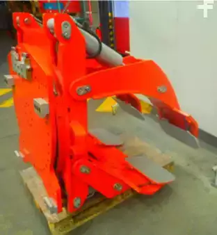 Paper roll clamps, 360° rotating 2004  Auramo RA520NJ (2)