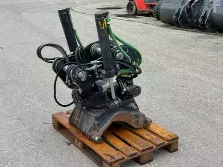 *** Sonstiger *** 2018  Doosan Draaikantelstuk Steelwrist X12 CW30 (5)