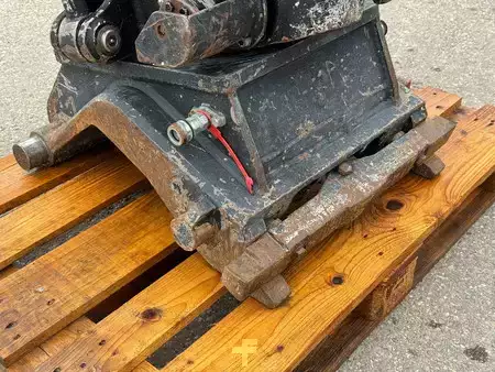 *** Sonstiger *** 2018  Doosan Draaikantelstuk Steelwrist X12 CW30 (9)