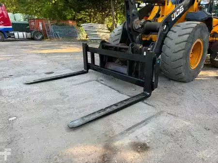 Forks 2025  [div] volvo palletforks 240cm wide! / palletvorken (1)