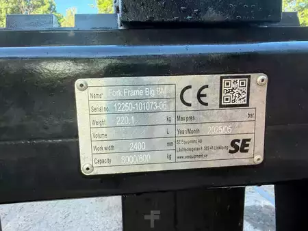 Forks 2025  [div] volvo palletforks 240cm wide! / palletvorken (13)