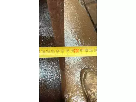 *** Autres *** - 4 Different tiltbucket / kantelbak / Schwenklöffel (38)