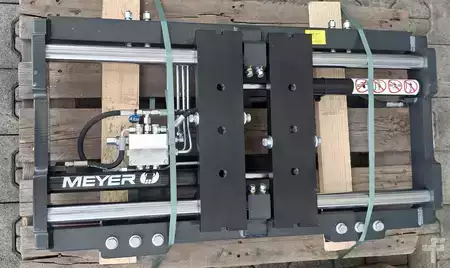 Vorkenversteller met zijverschuiving  Meyer 6-2506G mit int. SS (1)