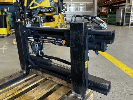 Pozicionér vidlic s bočním posuvem 2024  Griptech ZVC 20-SV (1)