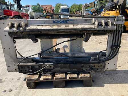 Fork positioners, profile guided 2005  Roncari UPF300TR0 (2)