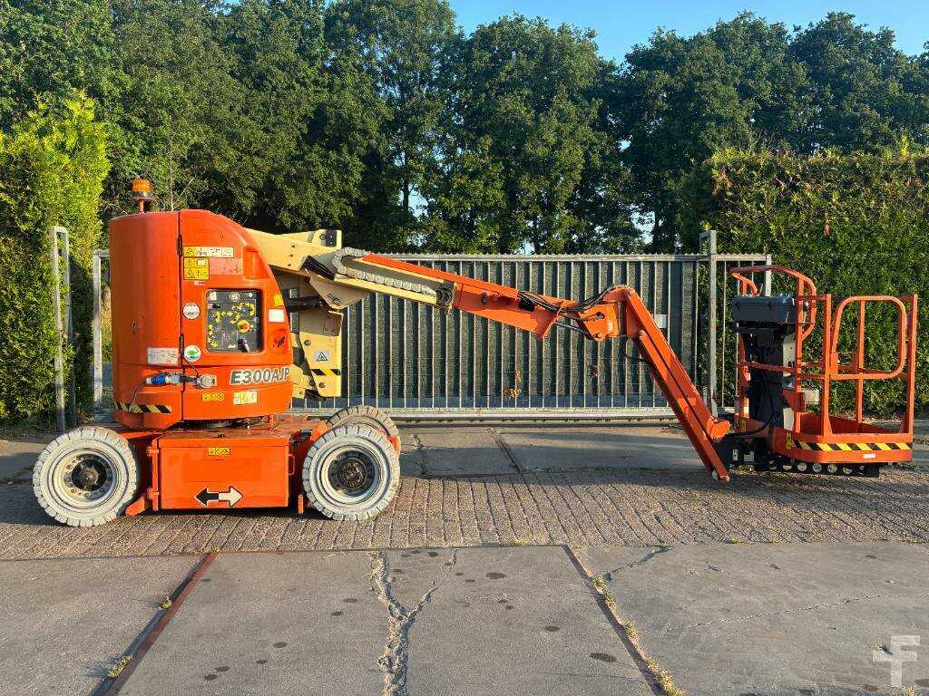 70390_66fac396-1.jpg?v=1761539030