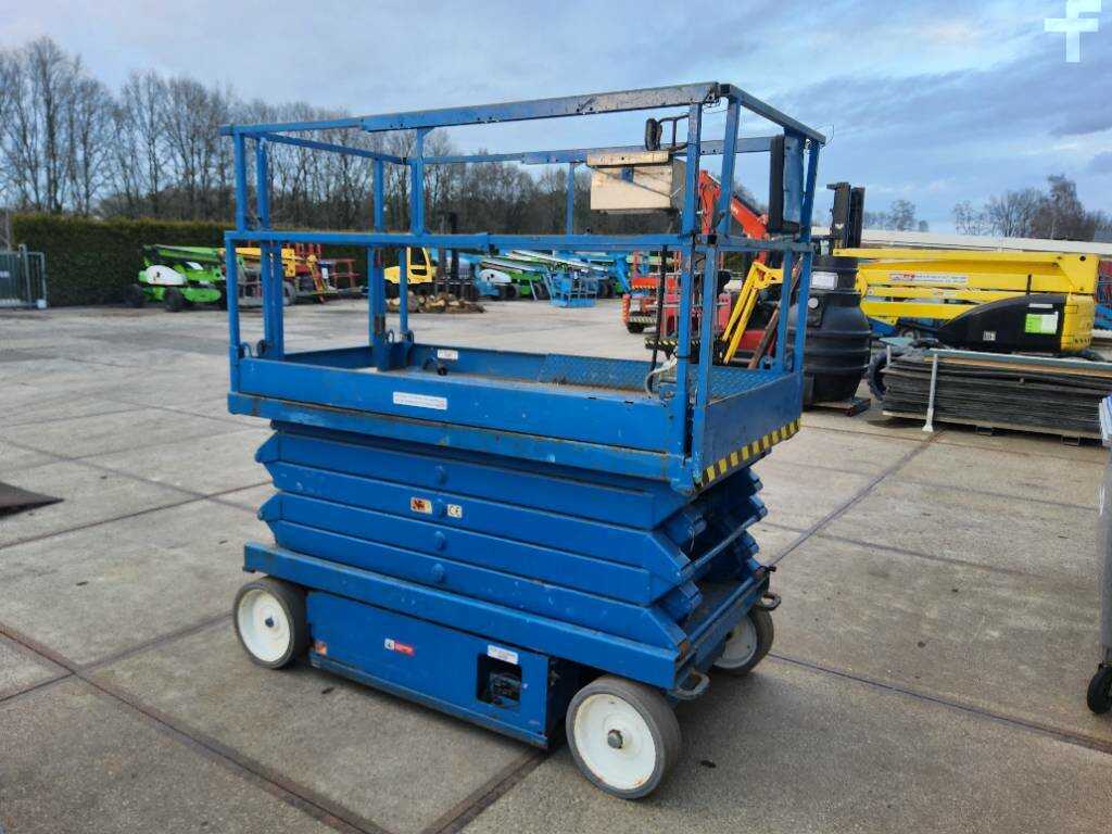 70390_806718c2-1.jpg?v=1765356376